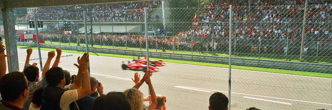 Storia: la doppietta Ferrari di Schumacher e Barrichello nel 2002 (foto BG)