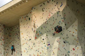 sint roc climbing walls