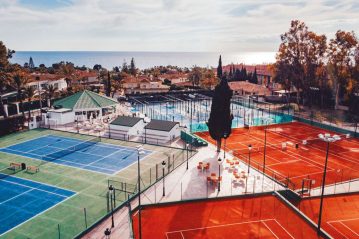 Viganò Pavitex - superfici per tennis, pavimentazioni sportive indoor/outdoor in resine sintetiche, terra sintetica, pavimenti tessili