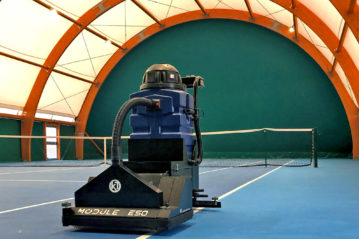 Kunzle&Tasin macchine per la pulizia e la manutenzione delle pavimentazioni sportive