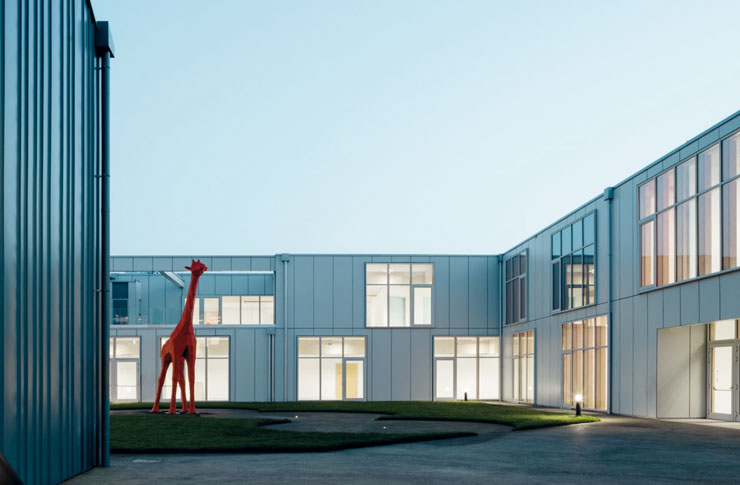 scuola con palestra a Potenza Picena