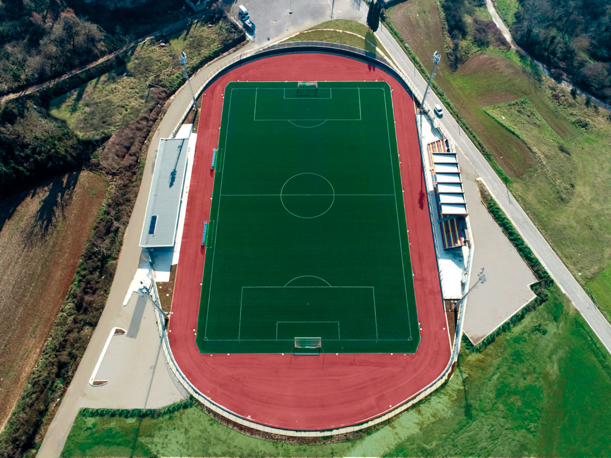 Campo di calcio e pista di atletica al centro sportivo di Veroli