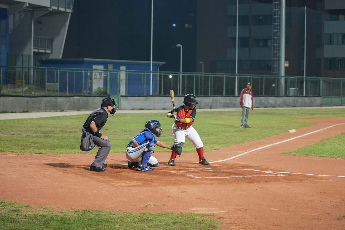 Impianto di illuminazione del baseball di Parma