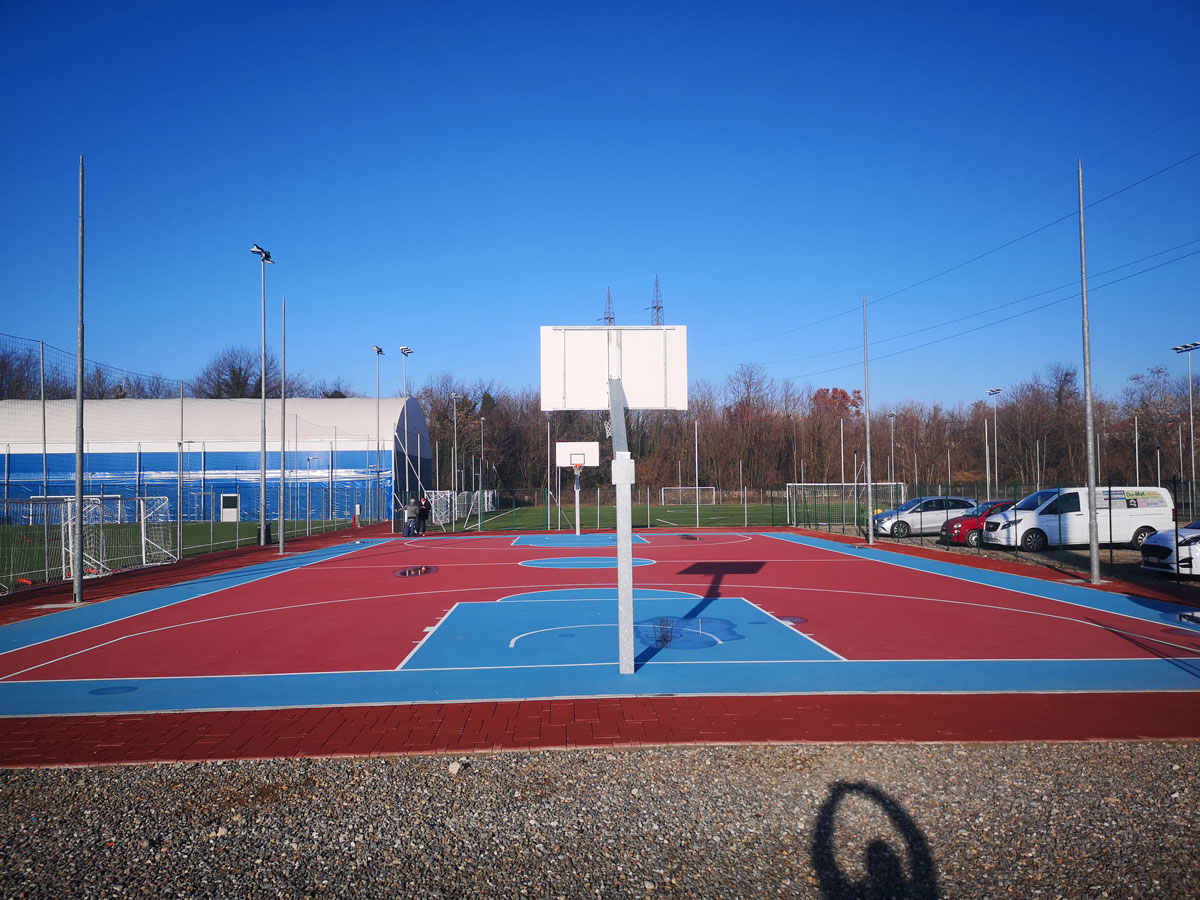 campo da street basket al Varesina Sport Center di Castiglione Olona (Va)