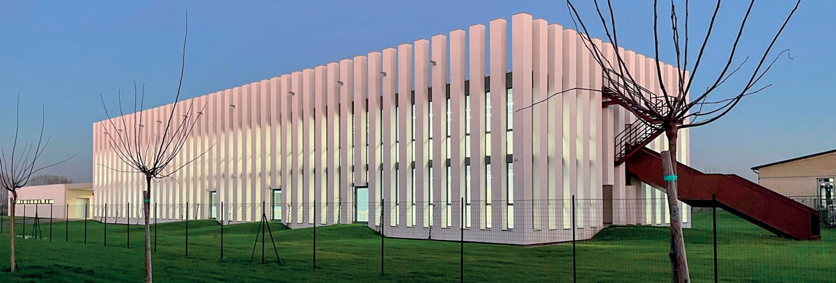 La nuova scuola con palestra a Sissa Trecasali, Parma
