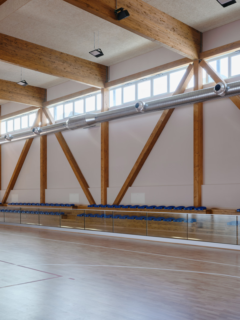 Interno della palestra di Bergamo, in quartiere S. Tomaso