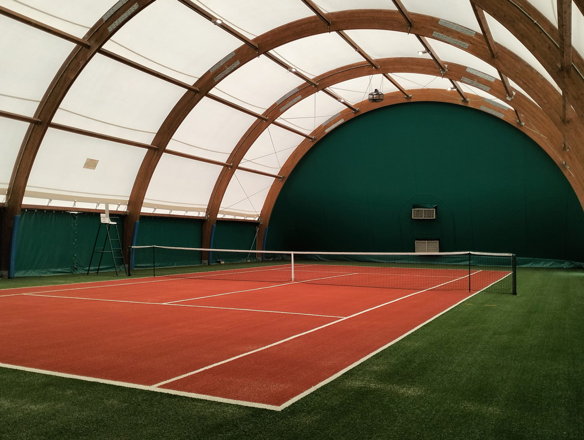 Area polivalente a Coreglia Antelminelli (Lu): campo da tennis