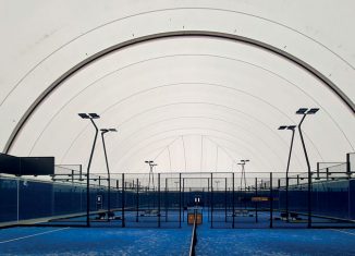 Pressostrutture Plasteco per il padel